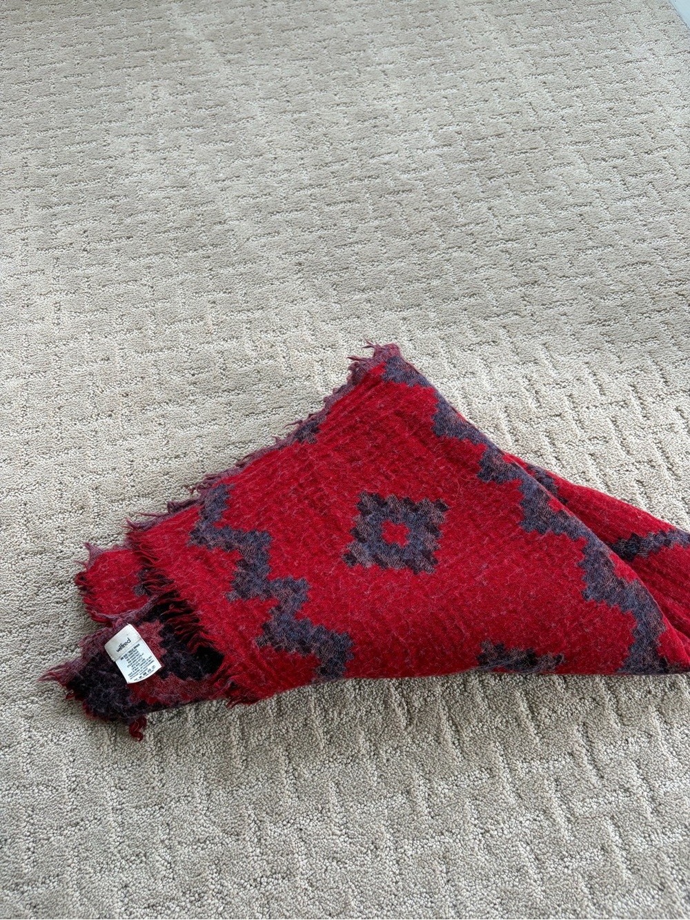 Wilfred Geometric Pattern Scarf